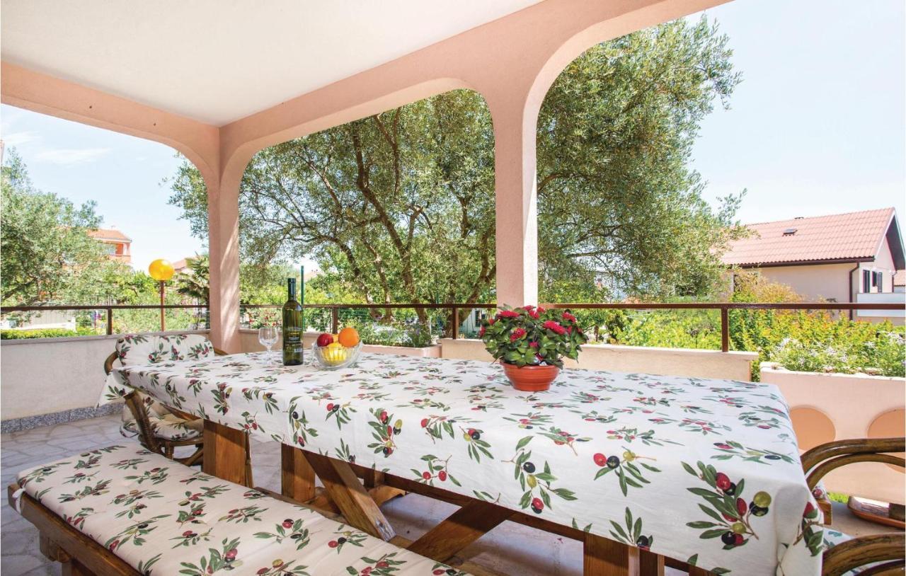 Stunning Apartment In Krk With Kitchen Krk Town Buitenkant foto