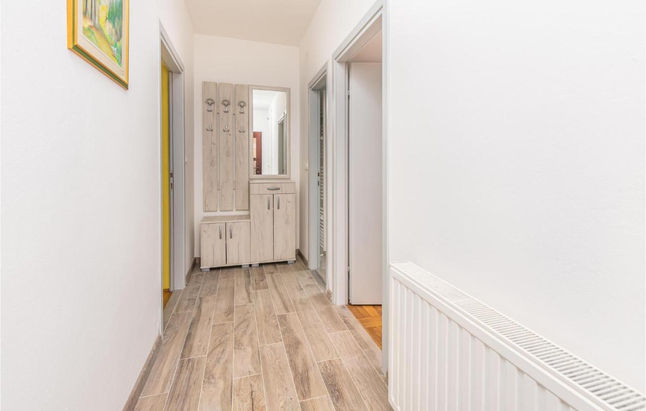 Stunning Apartment In Krk With Kitchen Krk Town Buitenkant foto