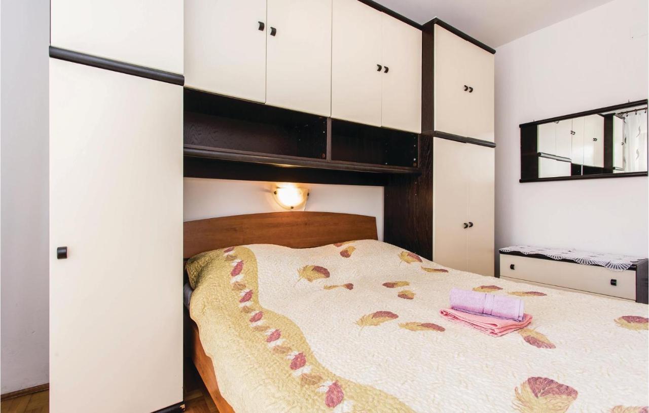 Stunning Apartment In Krk With Kitchen Krk Town Buitenkant foto