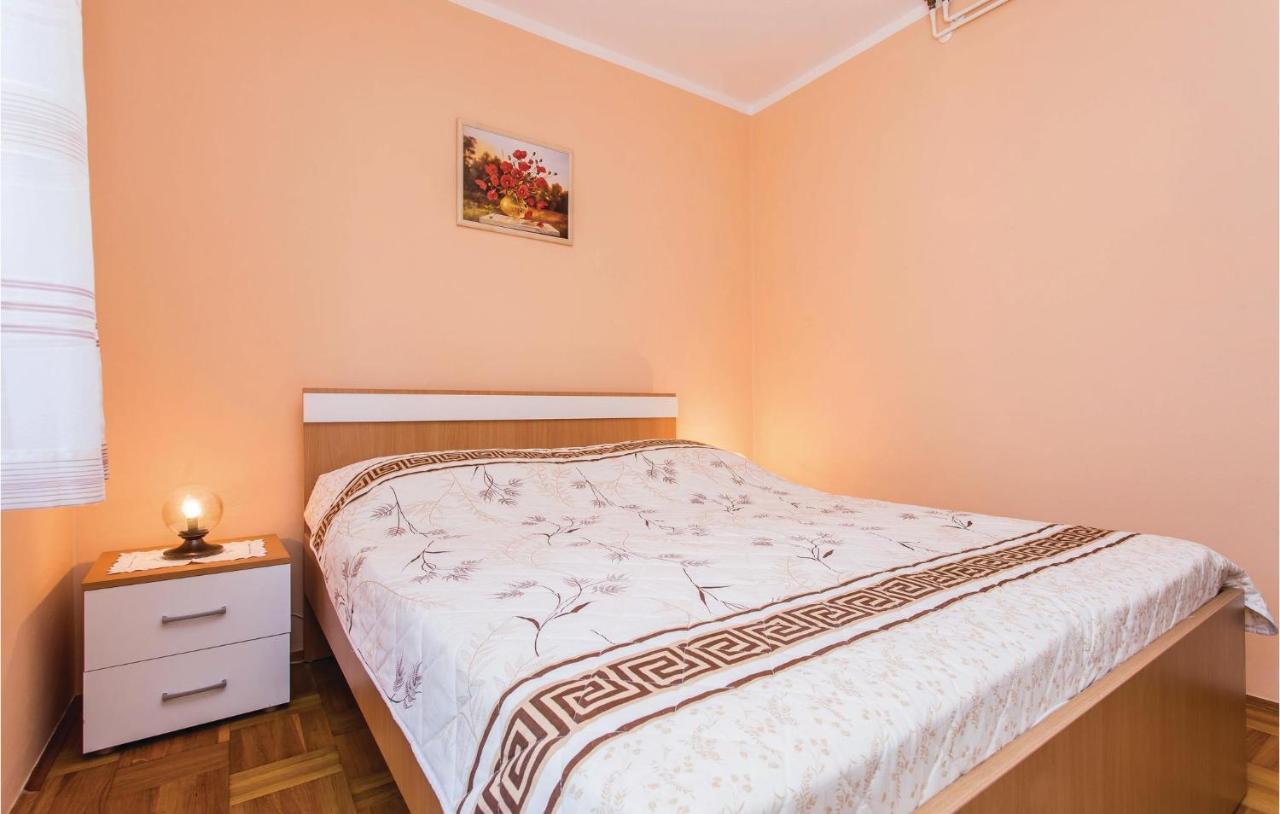 Stunning Apartment In Krk With Kitchen Krk Town Buitenkant foto