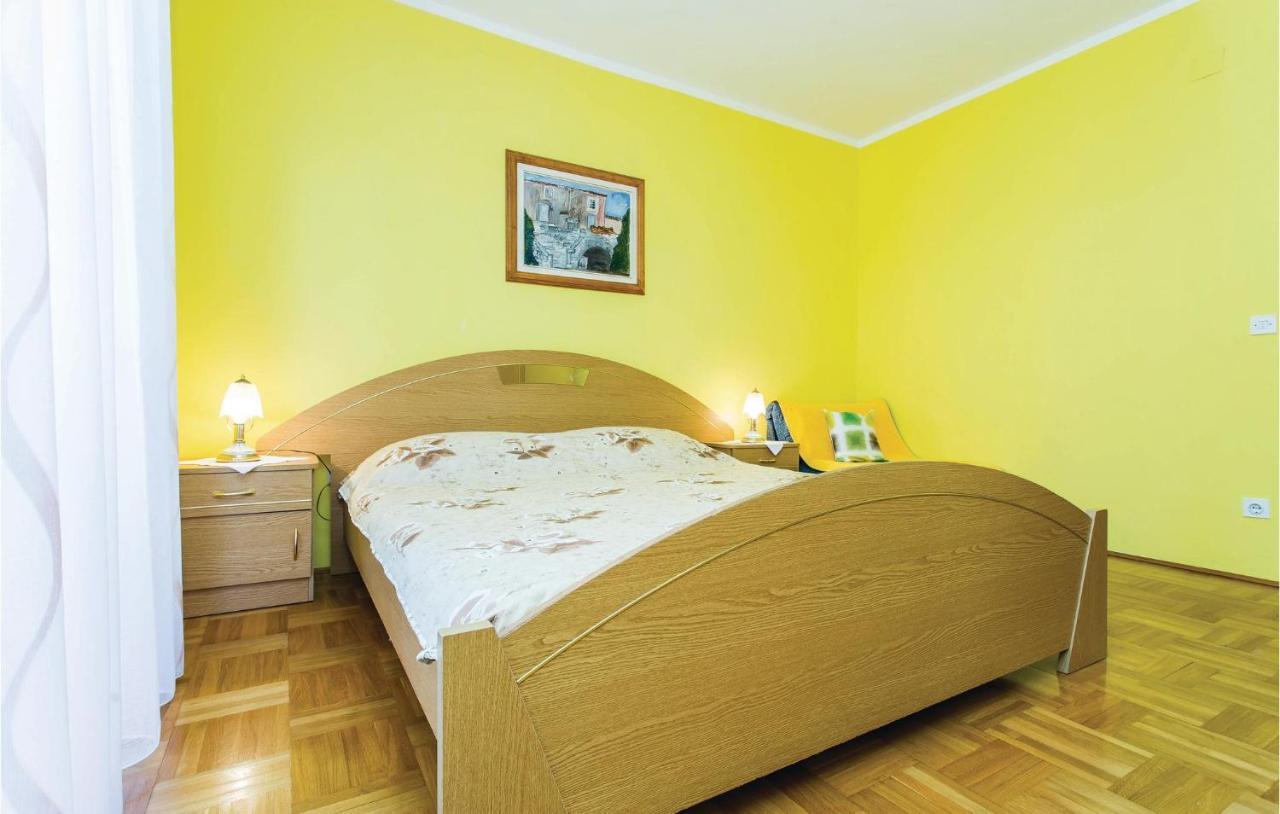 Stunning Apartment In Krk With Kitchen Krk Town Buitenkant foto