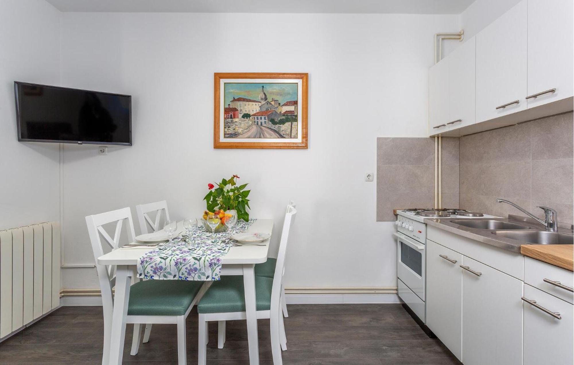 Stunning Apartment In Krk With Kitchen Krk Town Buitenkant foto